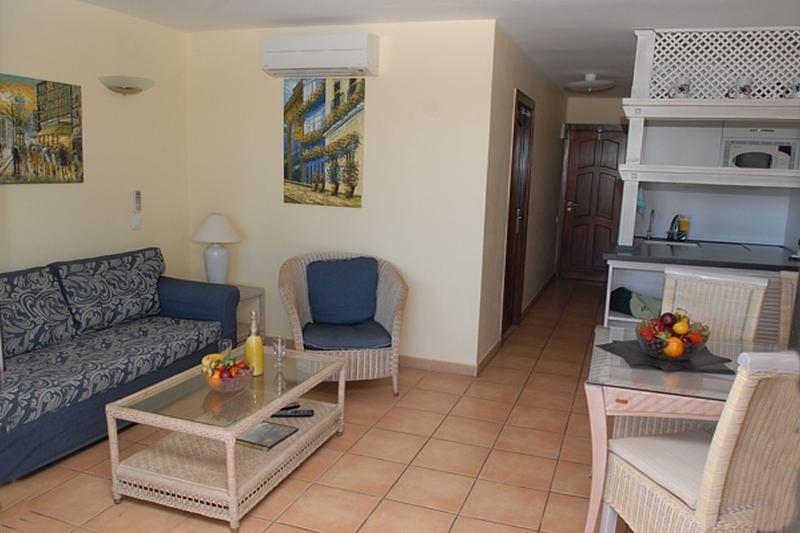 Nogalera Hotell San Bartolomé Exteriör bild